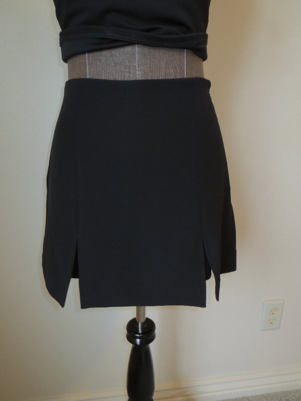 Express Studio Stretch Twill High Waisted Slit Front Mini Skort Skirt Black - 2